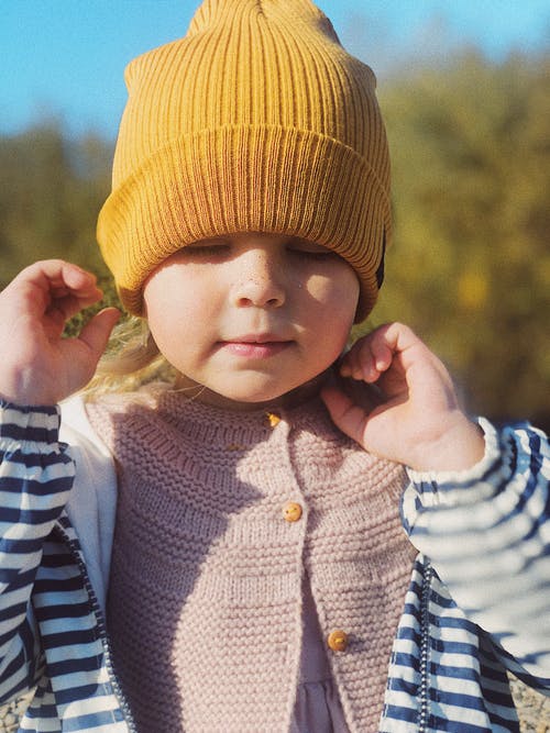vêtements bébés en tricot